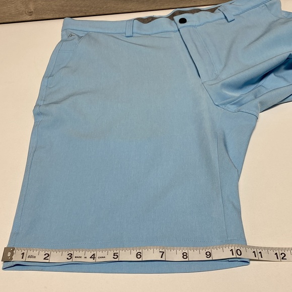 Greg Norman Golf Shorts Sz 34 Light Blue - Picture 13 of 13
